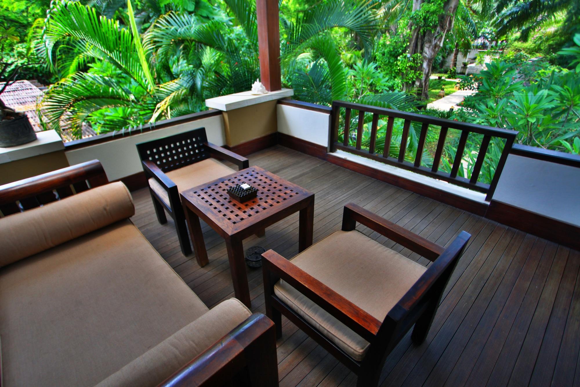 The Sandi Phala Beach Resort And Ma Joly Restaurant Kuta Lombok Exterior foto