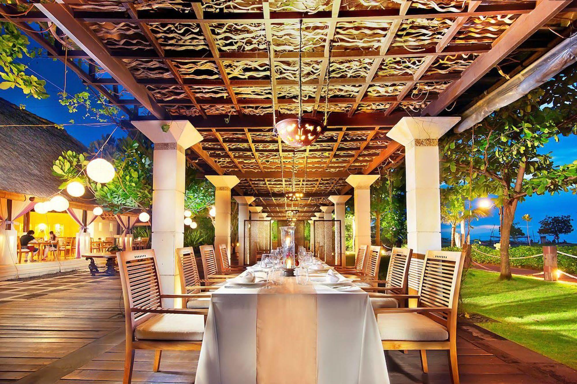 The Sandi Phala Beach Resort And Ma Joly Restaurant Kuta Lombok Exterior foto